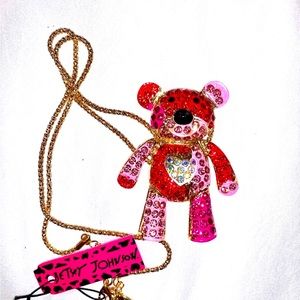 BETSEY JOHNSON SHADES OF PINK & RED CRYSTAL BEAR WITH A HEART PENDANT NECKLACE